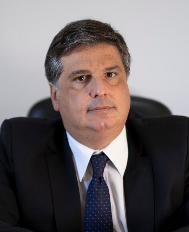 Dr. Dario Andres Izquierdo - Abogado / Mediador